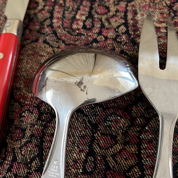Life Time Stainless Thailand Red Handle Flatware and Server - Picture 3 of 7